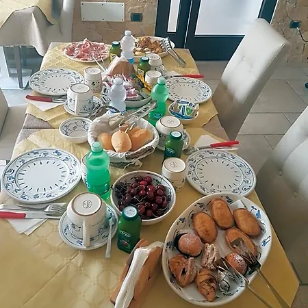 Anemos Bed & Breakfast 4*