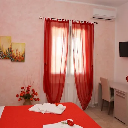 Anemos Oda ve Kahvaltı 4*